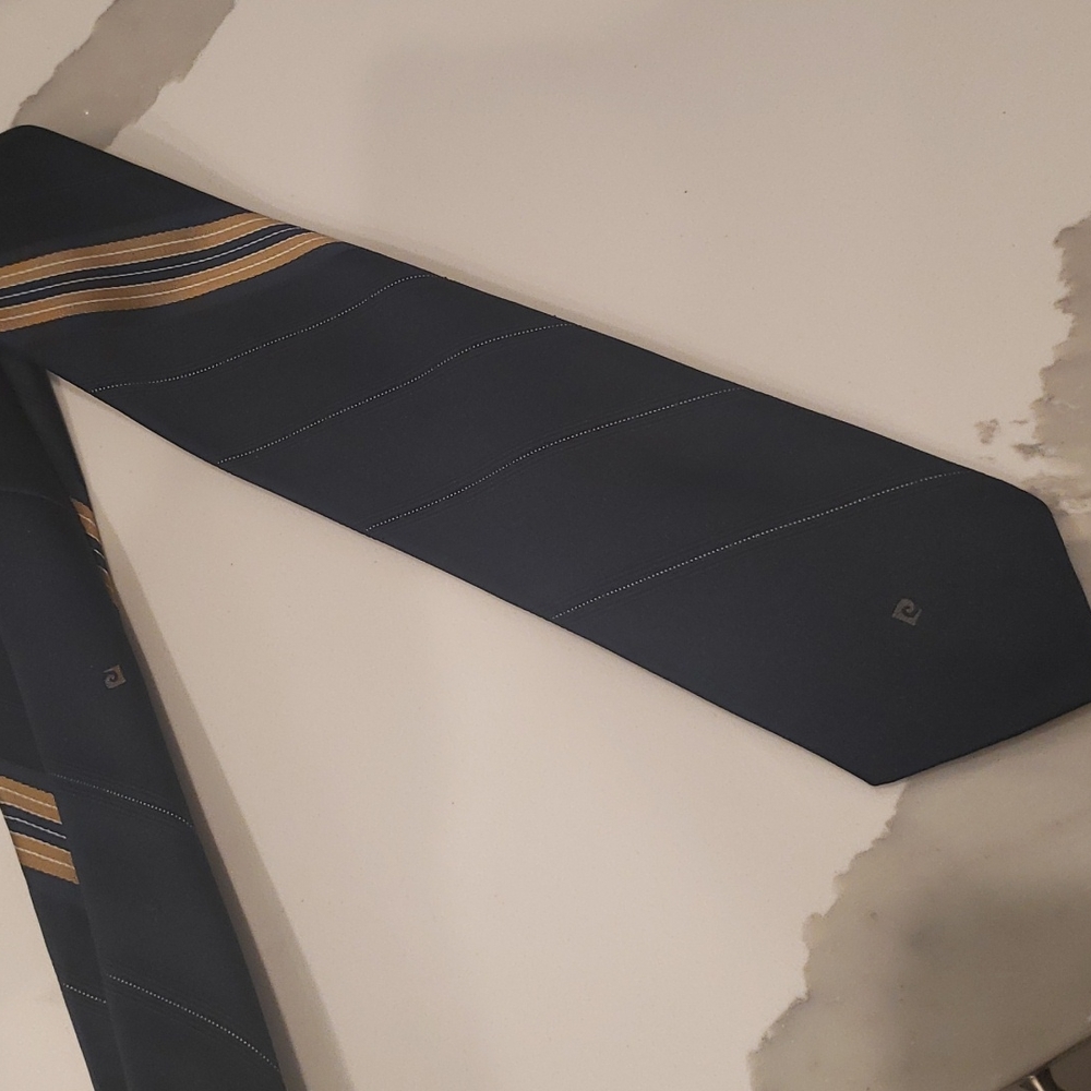 Pierre Cardin silk tie